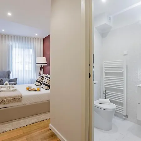 Apartment Brand New 4br W/ 200yrs Of History In By Lovelystay