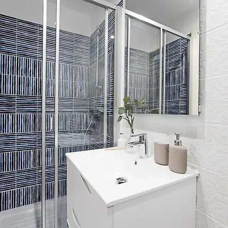 Brand New 4br W/ 200yrs Of History In By Lovelystay * Porto